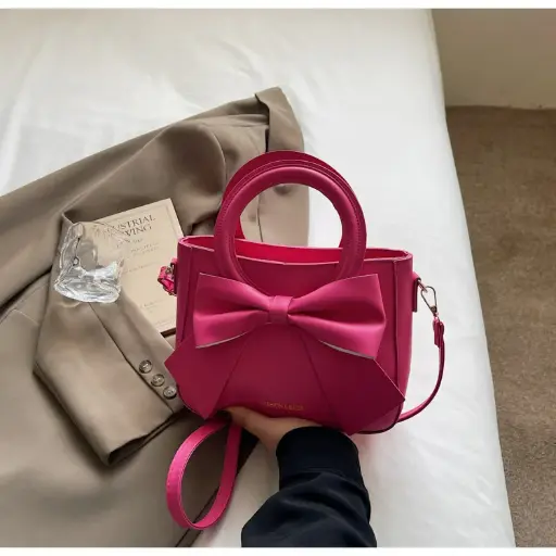 Women's Medium Pu Leather Solid Color Streetwear Sewing Thread Square Zipper Shoulder Bag