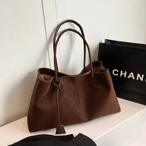 all Winter Women's Fashion Commuter Tote Bag Underarm Bag Simple Versatile Super Popular Single Shoulder Bag Urban Minimalist Style