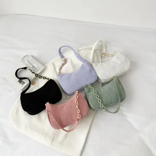 Woman's Zipper Shoulder Bag